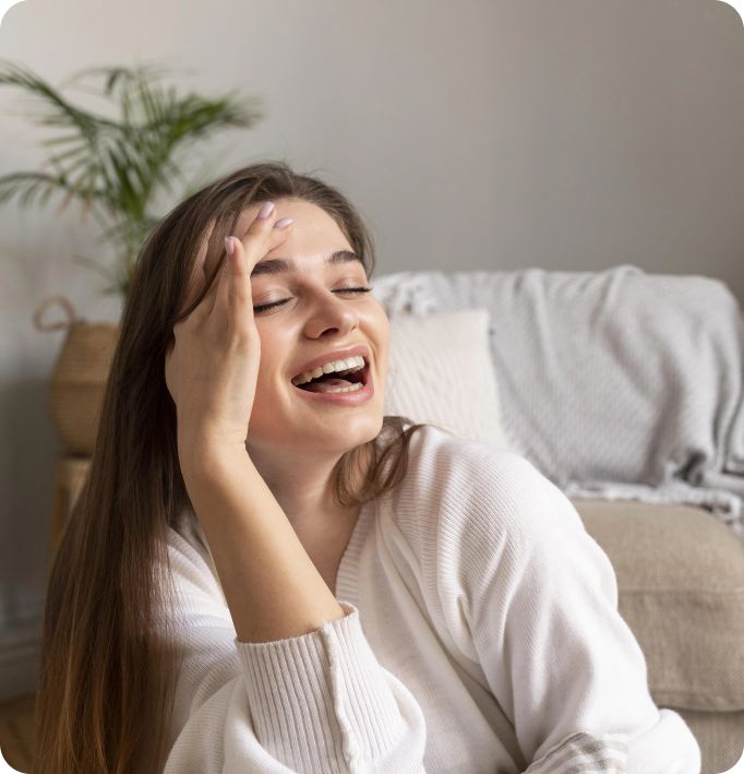 a women is smiling using advanced dental technologies